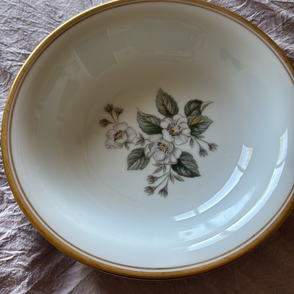 Set of 4 Noritake /Apple Blossom 7 1/2” Soup/Dessert Bowls - Picture 3 of 3